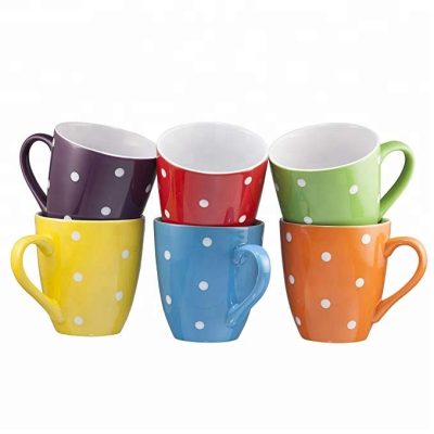 Ceramic mug with colorful spots design (6)