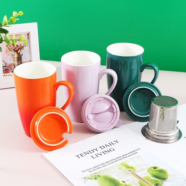 Large capacity coffee mug with lid (3)