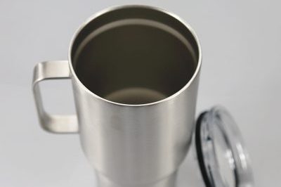 Leak-proof stainless steel travel mug (1)