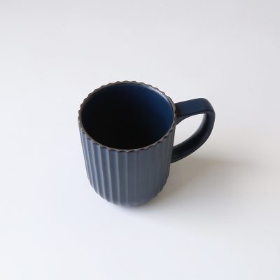 Nordic style vertical line textured coffee mug (6)