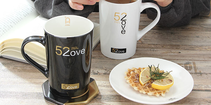 ceramic coffee mug with handle