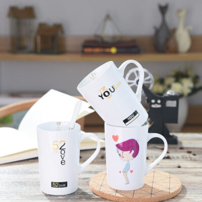 ceramic coffee mug with handle
