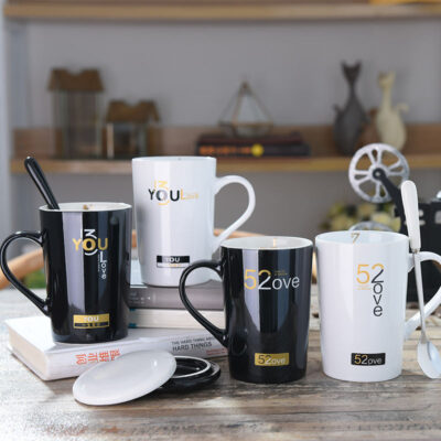 ceramic coffee mug with handle