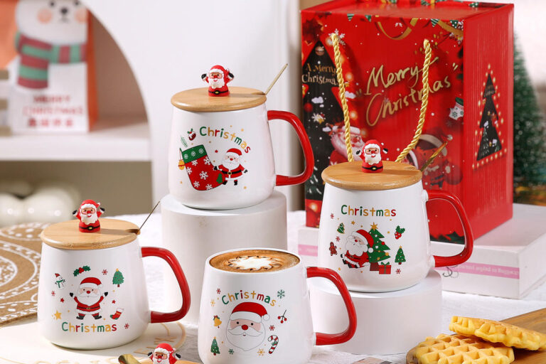 ceramic mug with lid and spoon