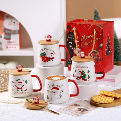ceramic mug with lid and spoon